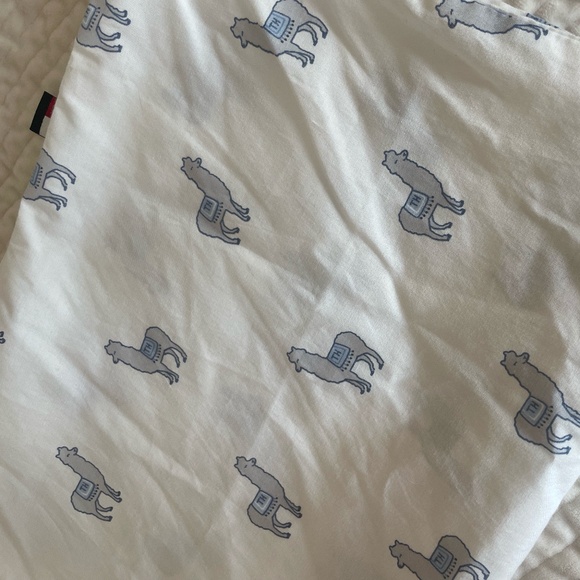 TOMMY HILFIGER ALPACA/LLAMA STANDARD SIZE PILLOWCASE - Picture 2 of 9